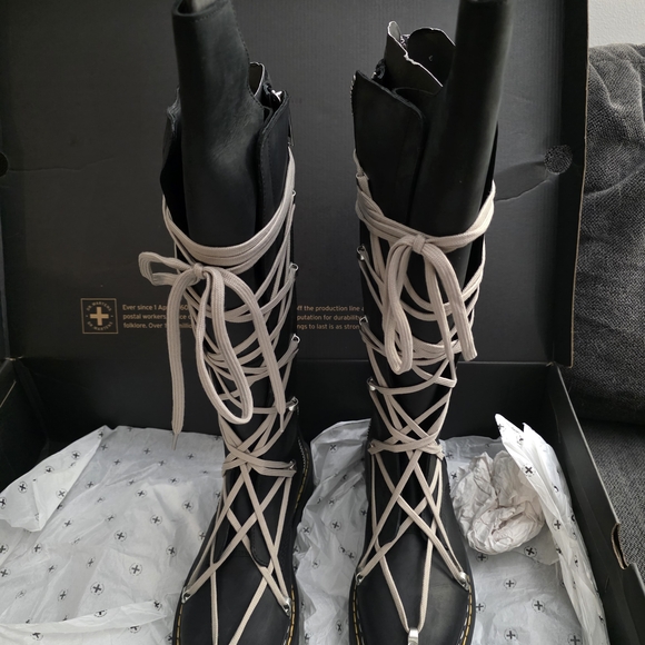 Dr. Martens × Rick Owens 1860 - Picture 5 of 6